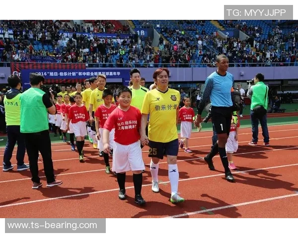 91香港足球明星队重聚赛场展现风采助力足球事业发展